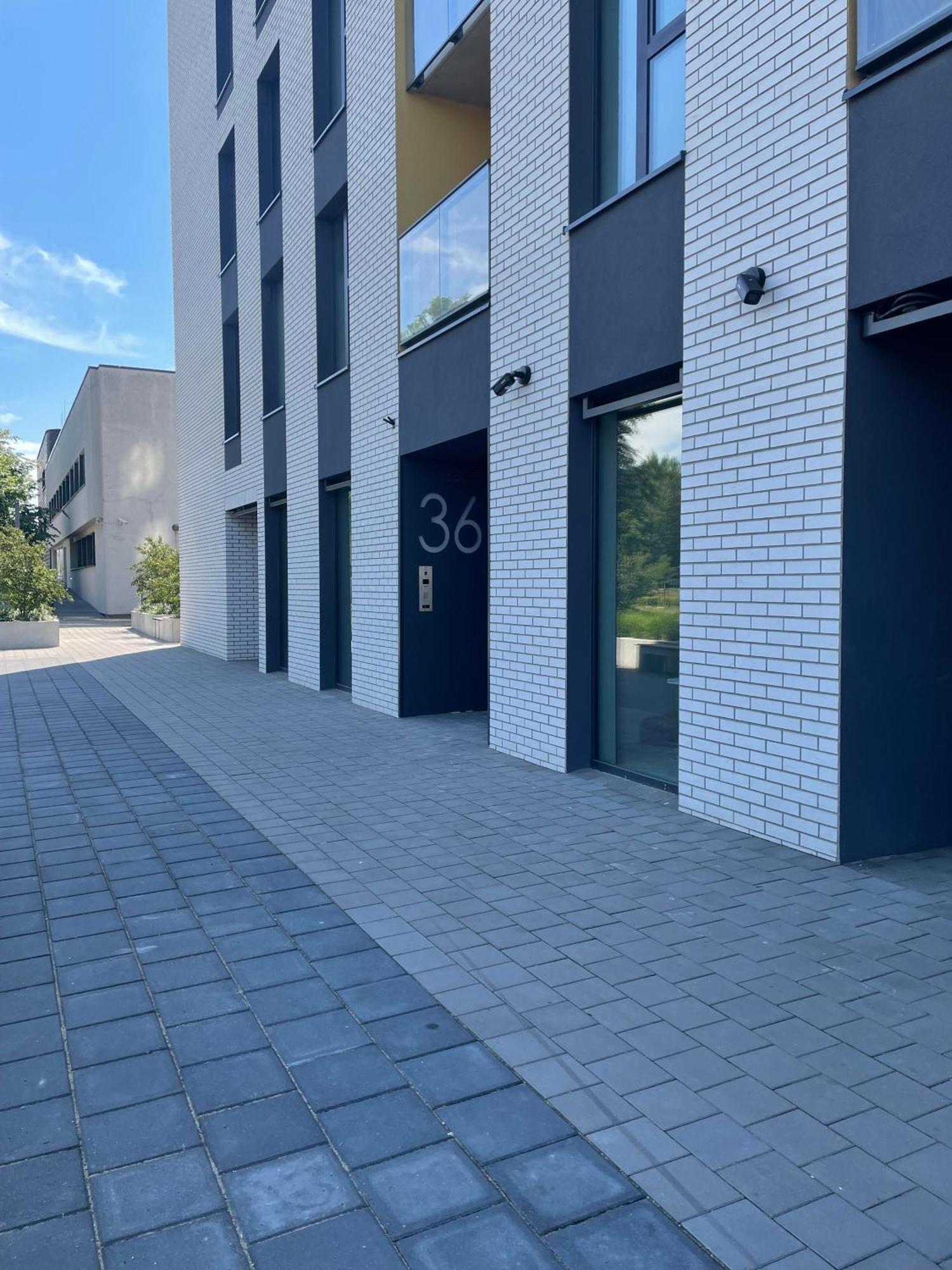 Studio Verde Legnicka Residence Вроцлав Екстериор снимка